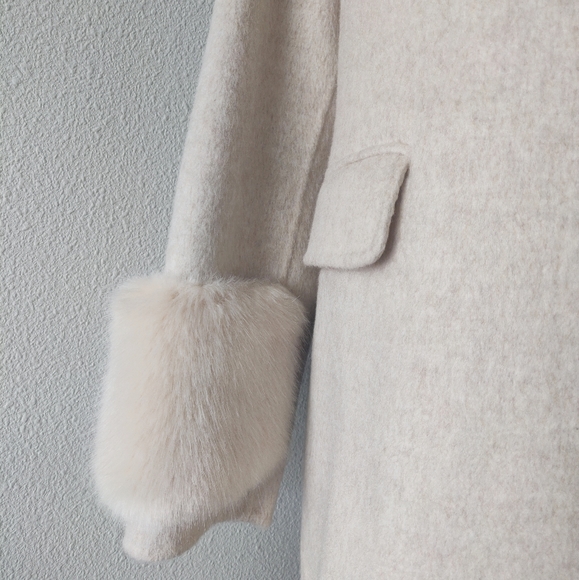 Mute by JL Merino Wool Coat - Picture 9 of 11